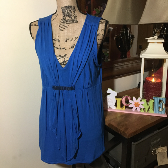 Daisy Fuentes Tops - Daisy Fuentes Blue Sleeveless Top